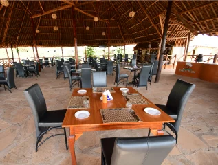 Tausa Tsavo Eco Lodge Bar & Restraurant